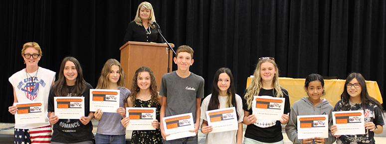 Students receiving certificates